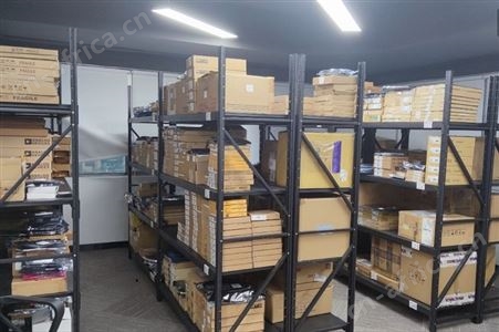 TPS3824-33DBVR 电源控制器/监视器 TI 封装SOT-23-5 批次22+