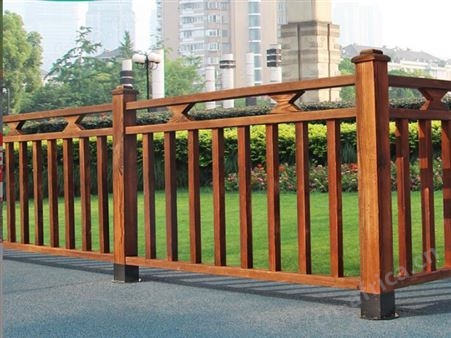 防腐木栅栏景区花园 源头大量销售PE木塑护栏