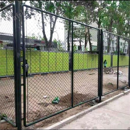 华丽体育直销道路安全隔离网钢丝护栏网框架铁路护栏网场地防护隔离网