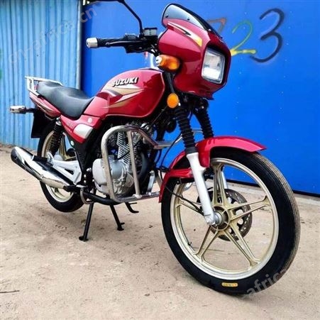 原版精品 方灯 国三铃木钻豹王HJ125K-A F491主机 二手摩托车批发