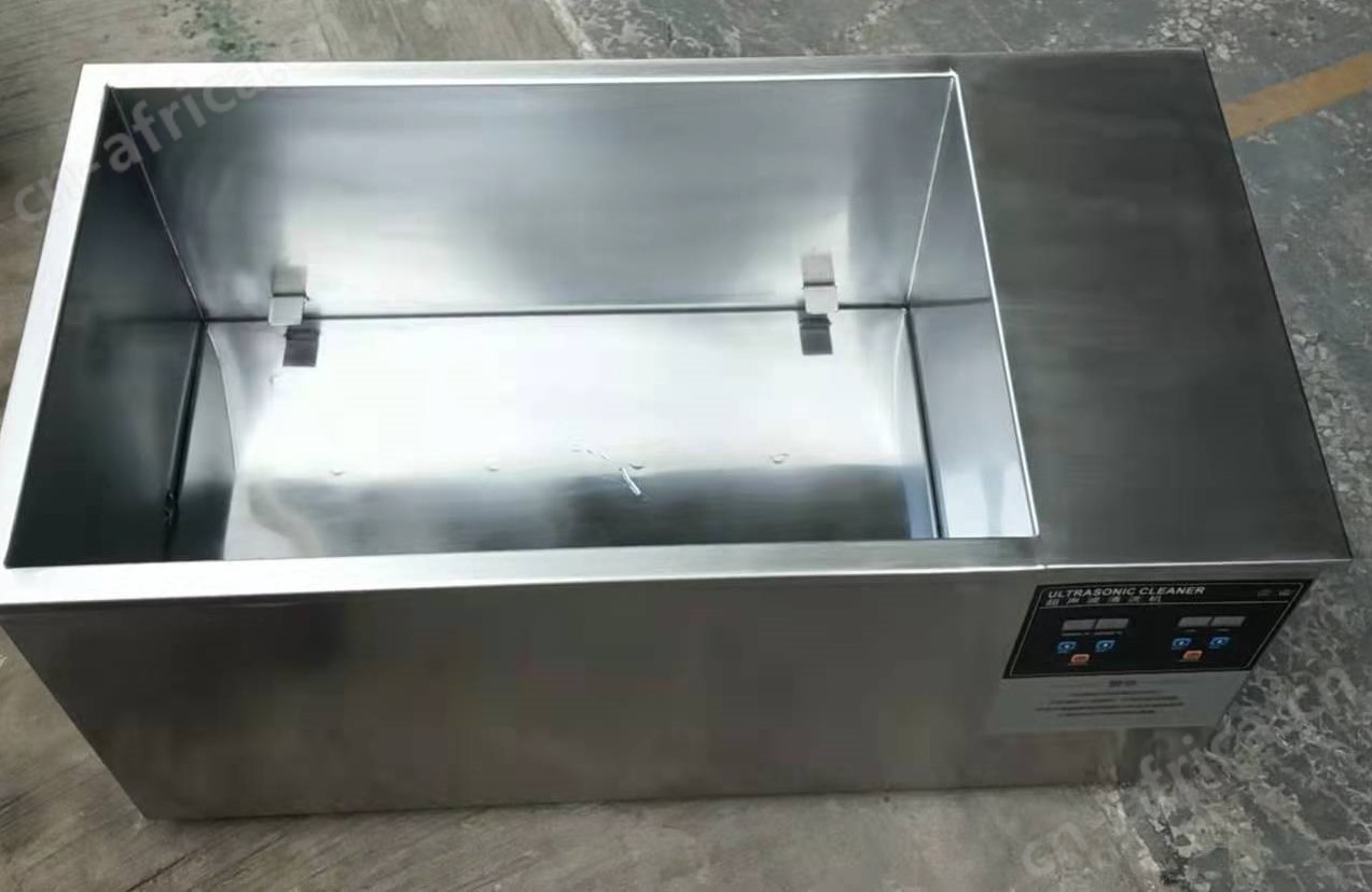 小型超声波清洗机.jpg