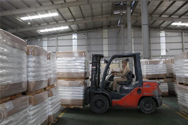 PE吹膜填充母料 PE吹膜填充母料